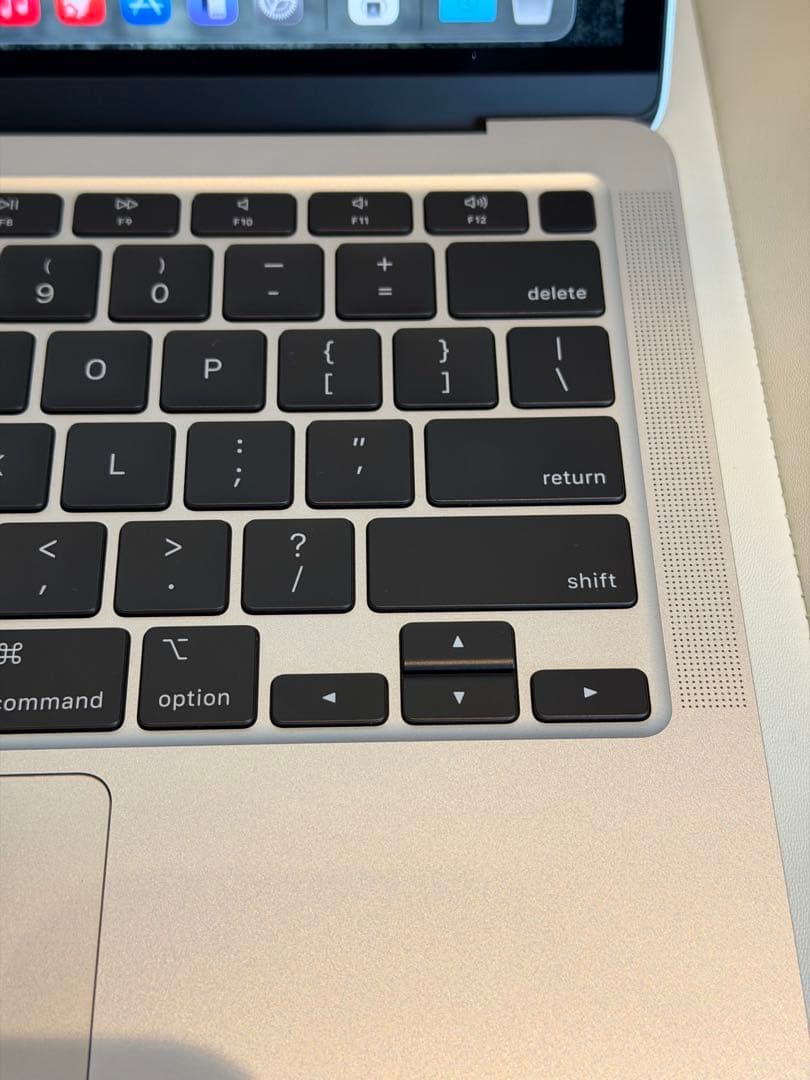 Apple MacBook Air (M1, 2020) シルバーUS