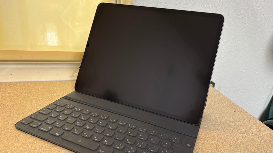 iPad Pro 12.9インチ(第3世代) 512GB+純正キーボードセット