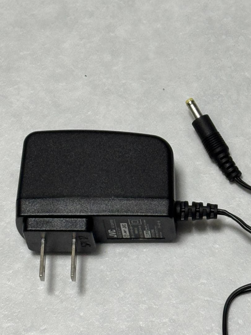 【中古】JVC ビデオカメラ GZ-N5-A ケース BN-VG138セット