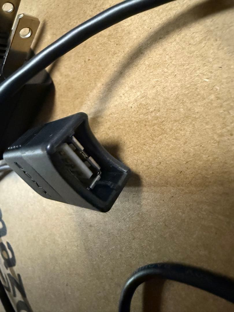 リボンさんSONY HDR-CX670 ハンディカム スペアバッテリー付き