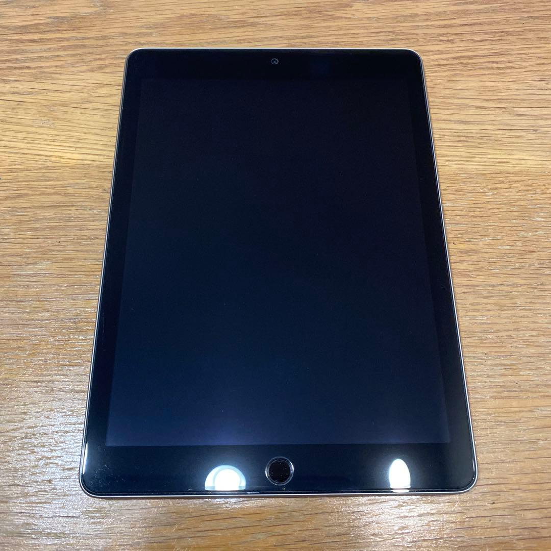 iPad 6th generation 128GB Wi-Fiモデル