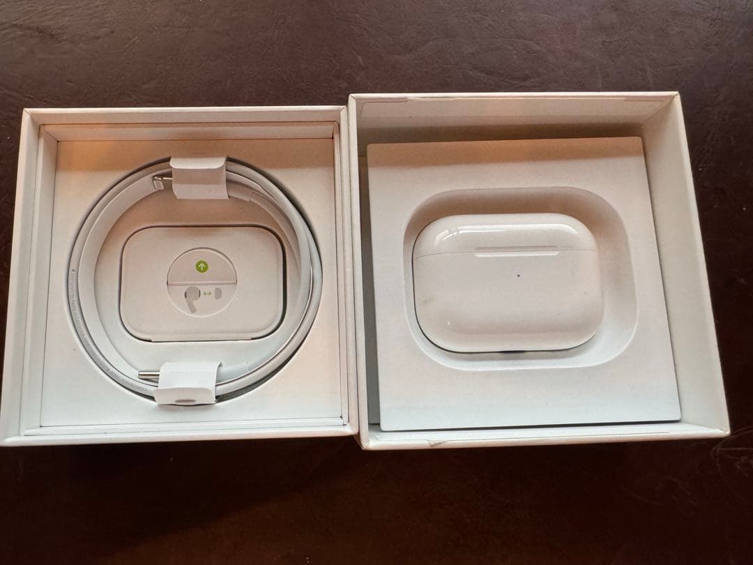 AirPods Pro本体 充電ケース付き