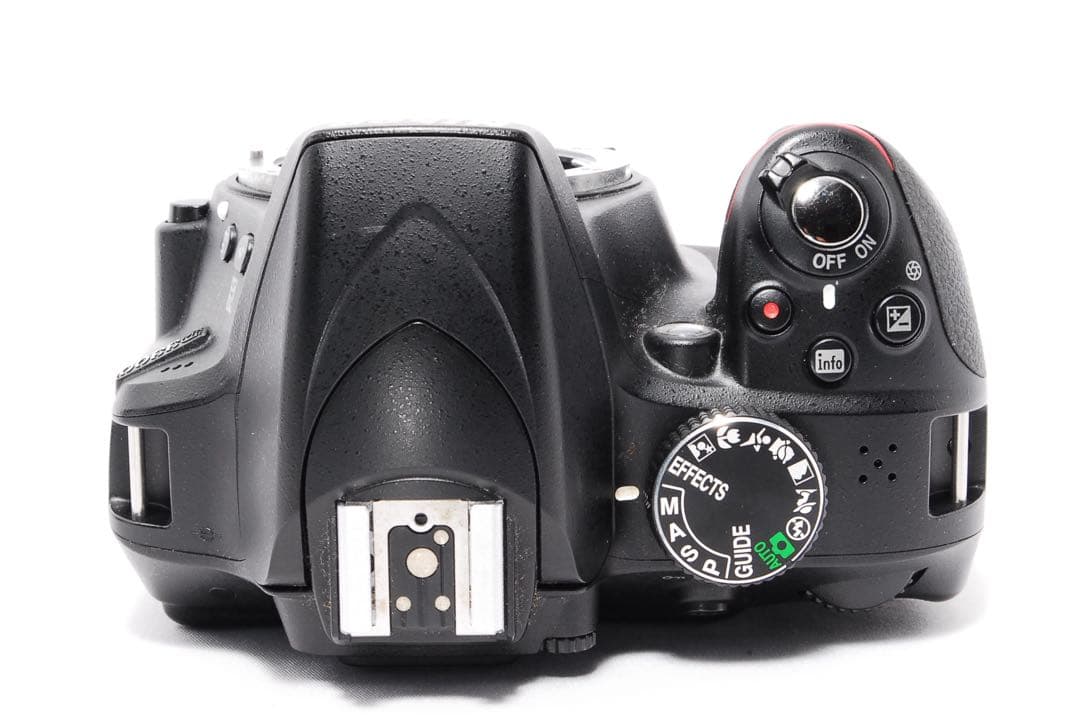 Flash Air付き◆Nikon D3300◆一眼レフカメラ◆ショット数少なめ