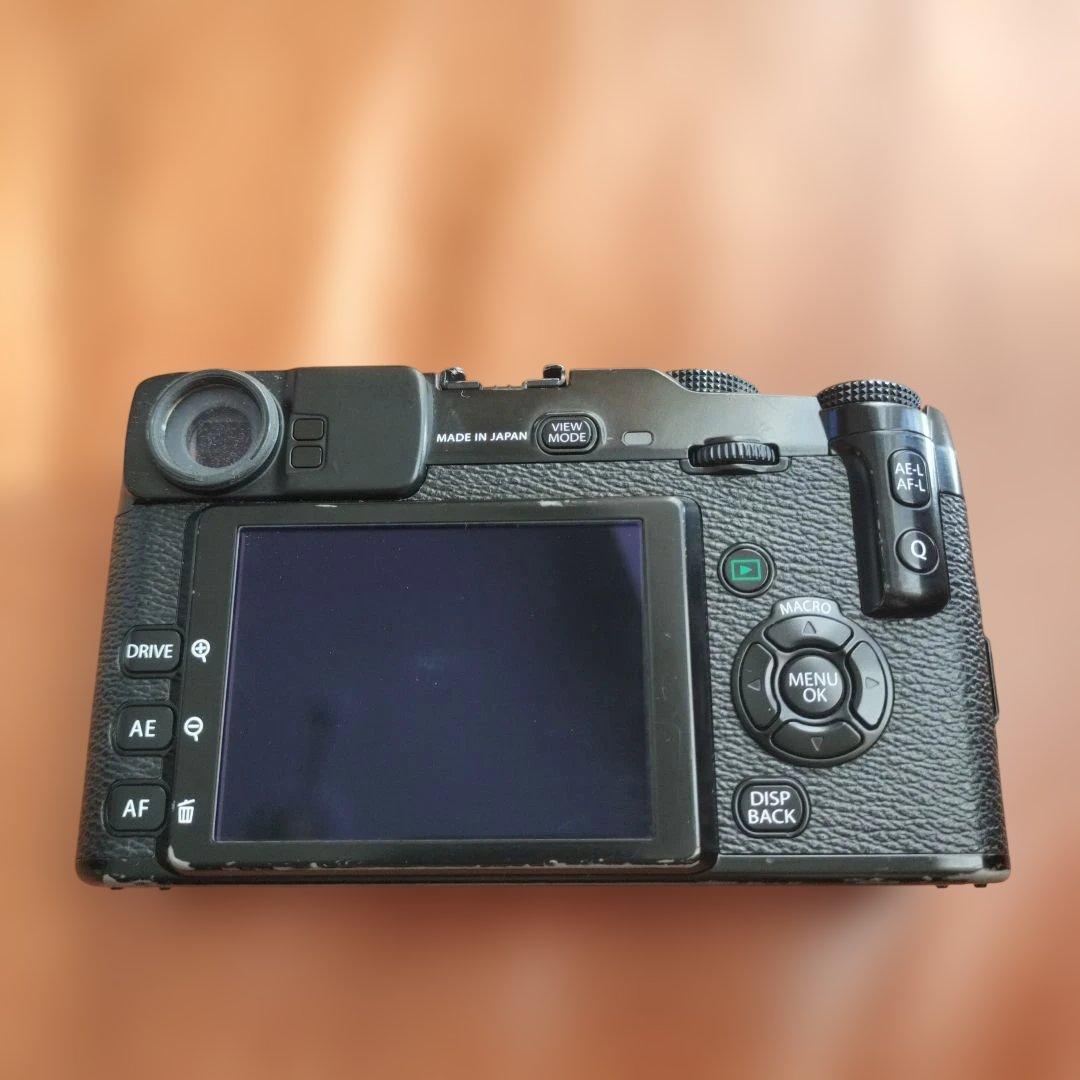 FUJIFILM X-Pro1 ミラーレス一眼 本体のみ