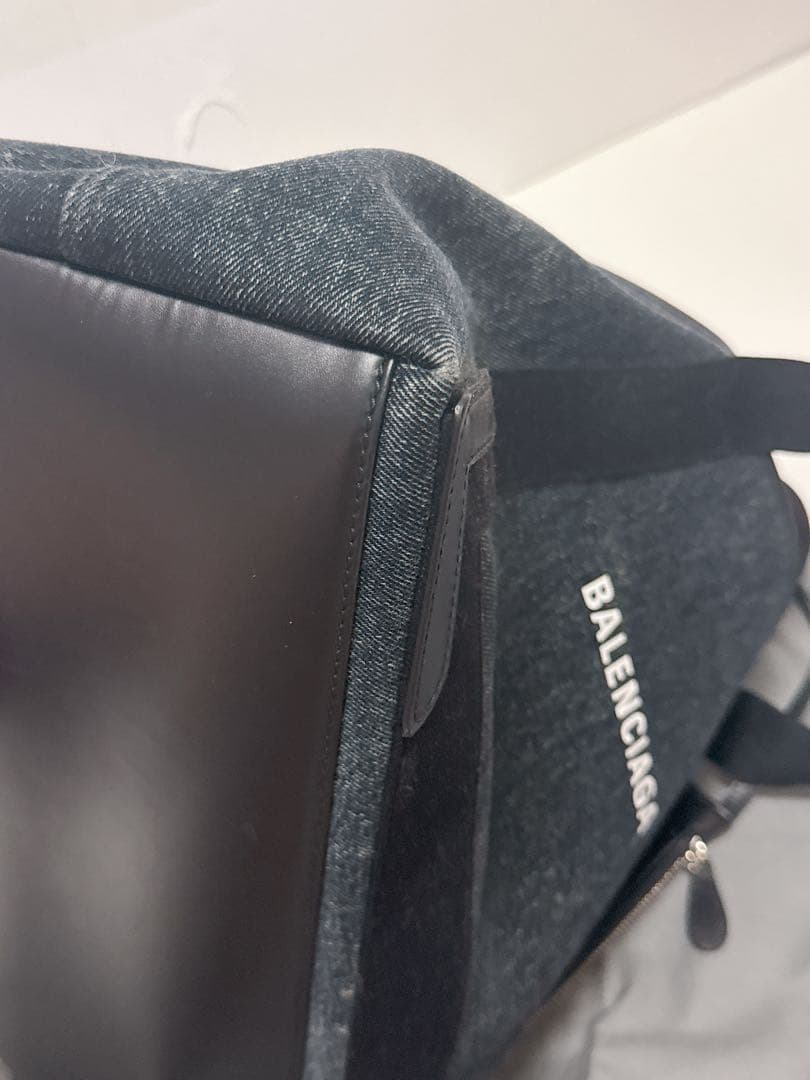 BALENCIAGA ブラック トートバッグ ポーチ付き　ユニセックス