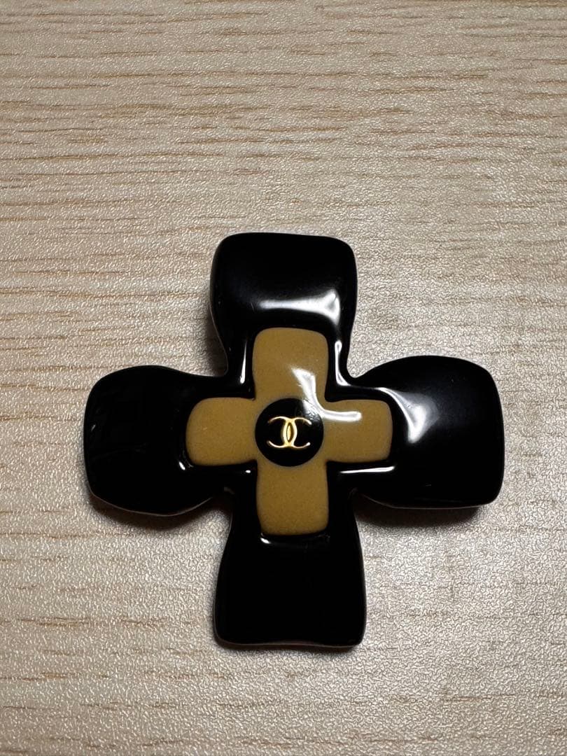 CHANEL ヴィンテージブローチ　クロスデザイン　CCマーク
