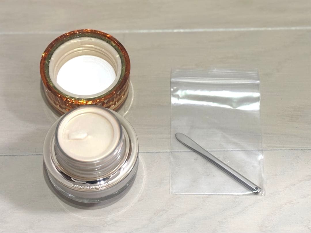 クレ・ド・ポー ボーテ　ル・フォンドゥタンｎ00