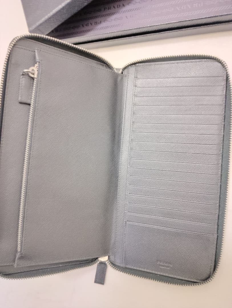超美品☆PRADA プラダ ブラック レザー カード大容量ジッパー長財布収納多数