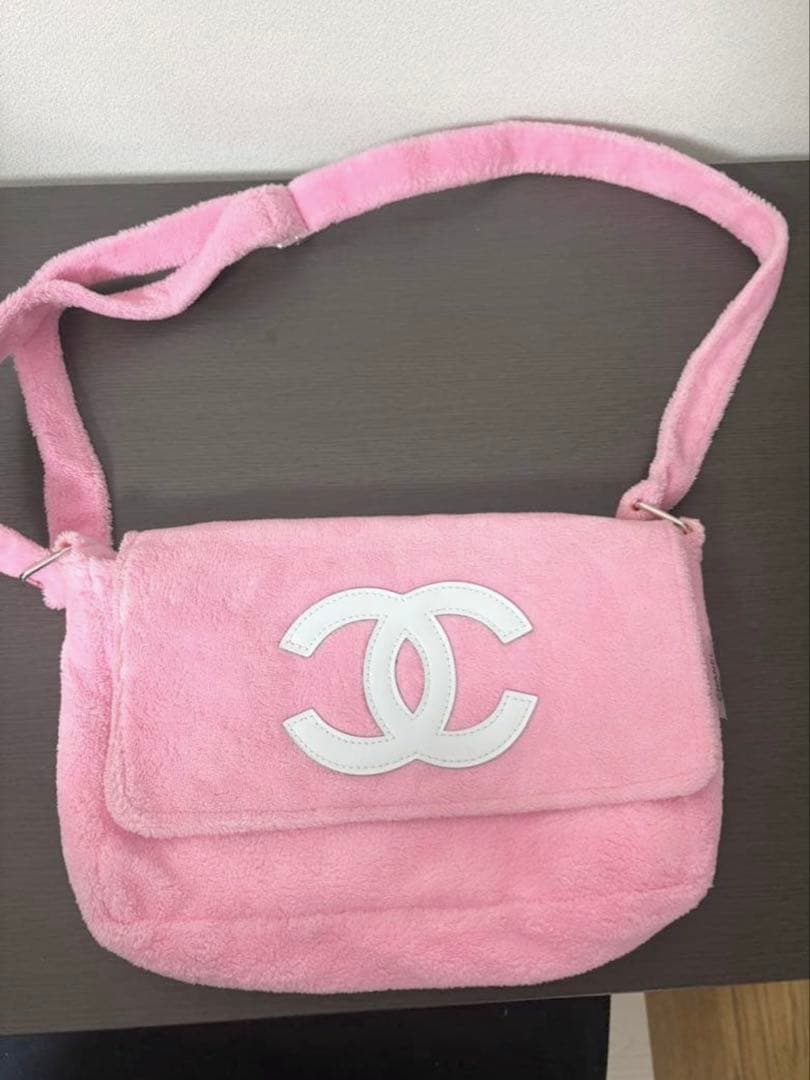CHANEL ピンク ショルダーバッグ パイル生地　ノベルティ