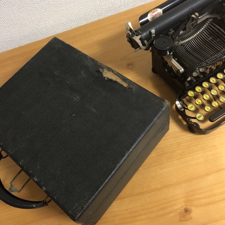 CORONA タイプライター　アンティーク