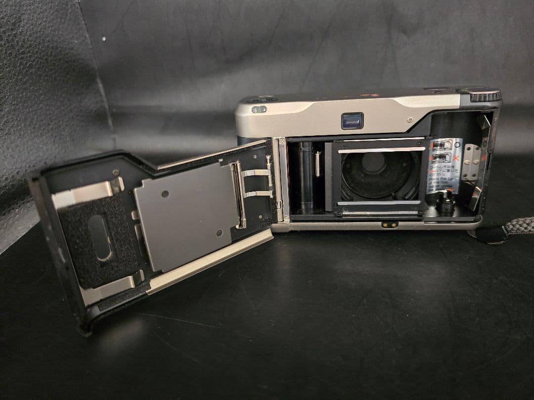 （CONTAX） コンタックス T2 チタンクローム 極上