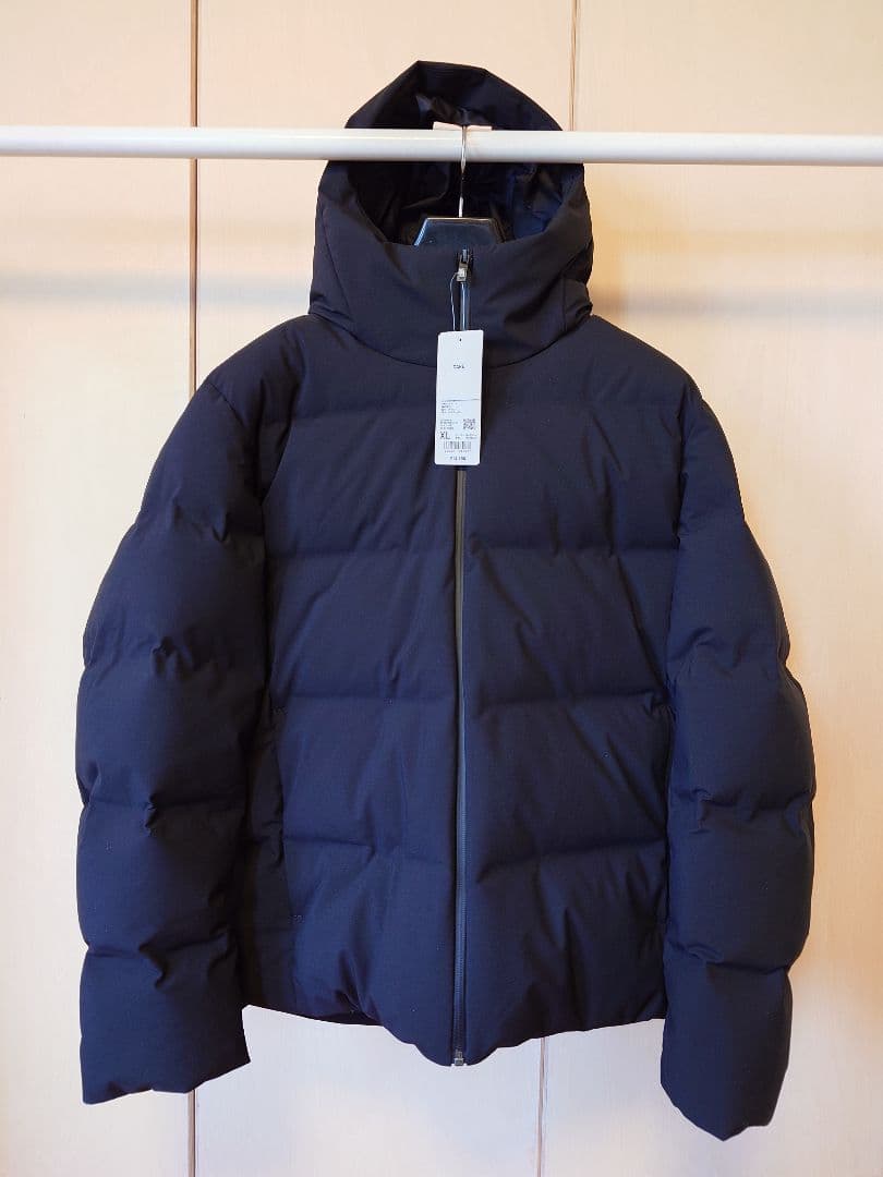 UNIQLO シームレス ダウンパーカー XLサイズ　ブラック