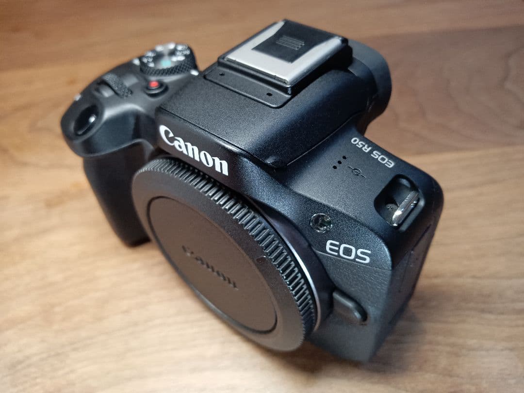 フ*ン様 【センサー清掃済み】Canon EOS R50 ボディ【取説+返金保証