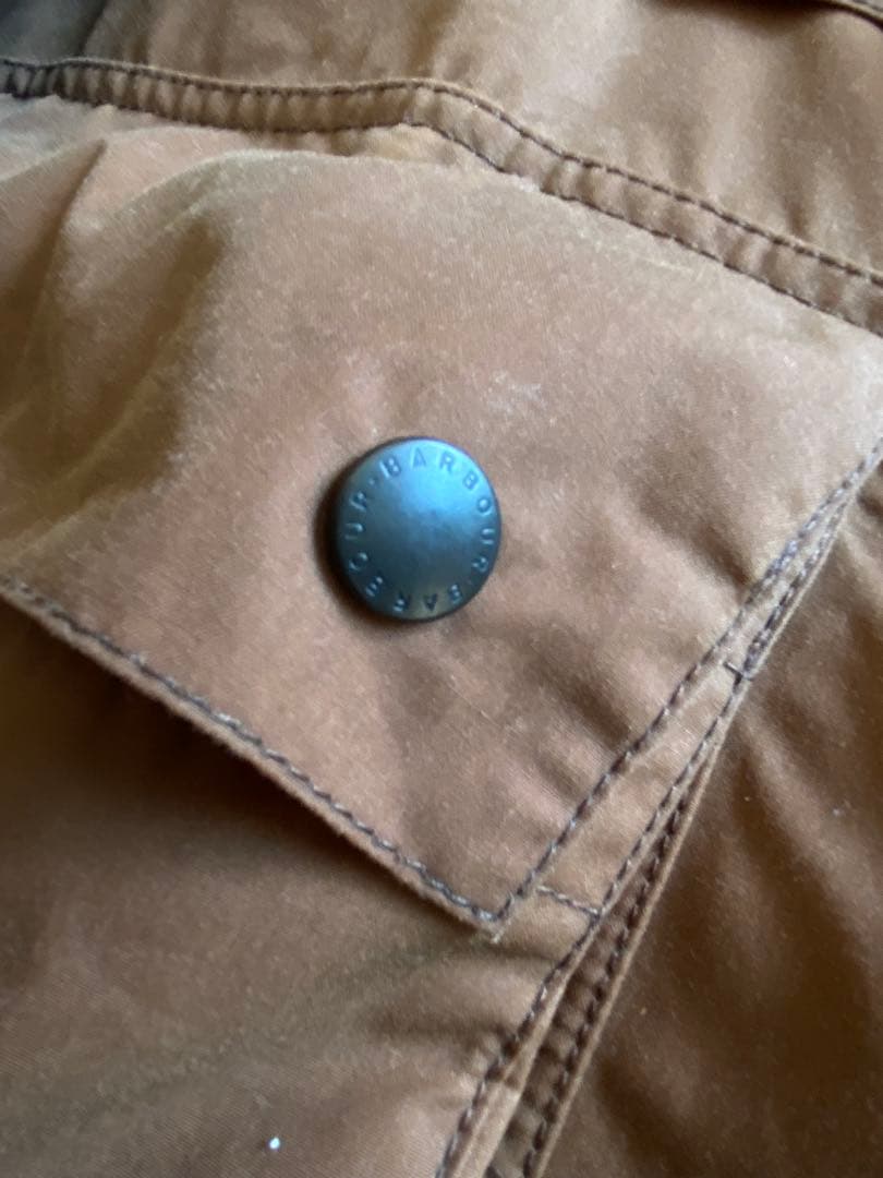 Barbour ブラウンアウター コーデュロイ襟　プルオーバータイプ。