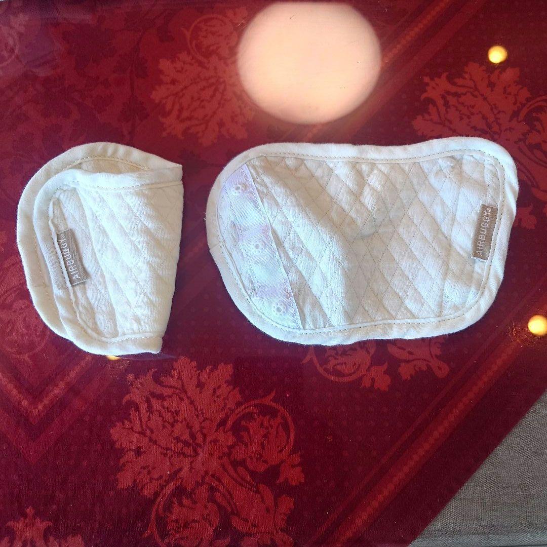 【美品】AIRBUGGY エアバギーベビーキャリア 抱っこ紐　サンドアッシュ