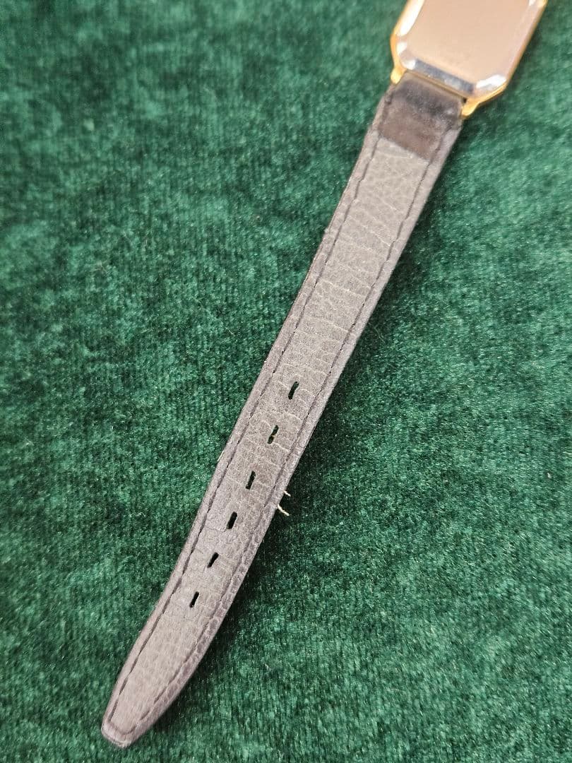 【OMEGA】オメガテヴィル De Ville クォーツゴールド腕時計 箱付！