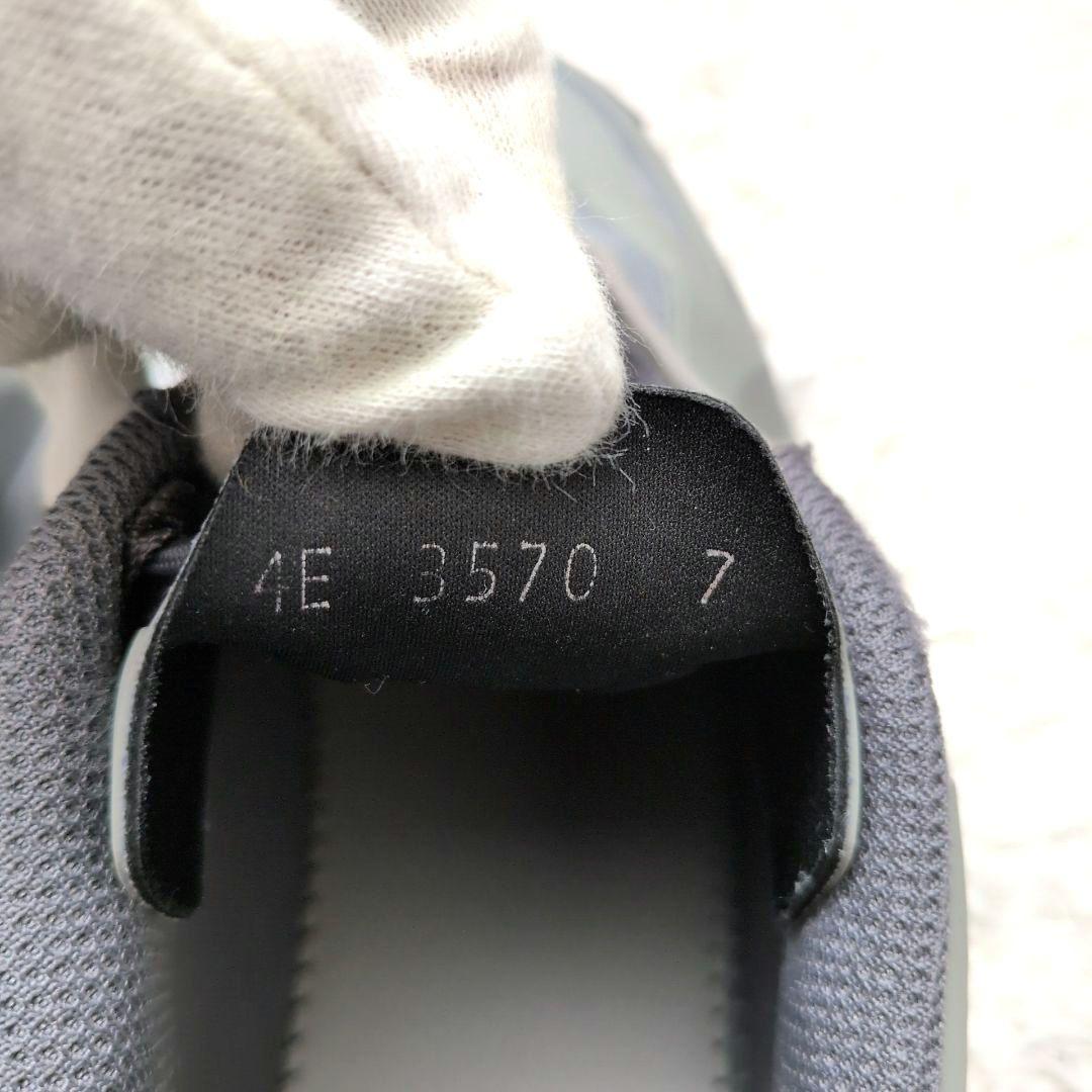 【極美品 箱付 近年モデル】プラダ　4E3570　コリジョンクロス　スニーカー