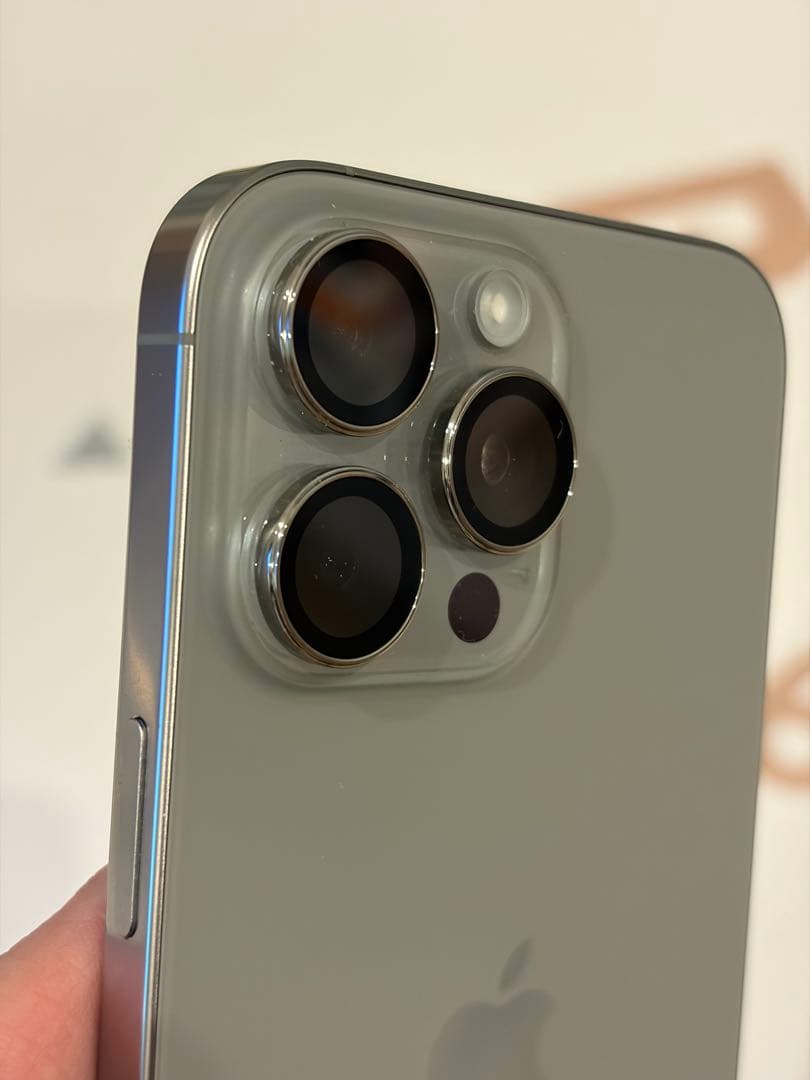 iPhone 16promax 256GB SIMフリー　ナチュラルチタニウム