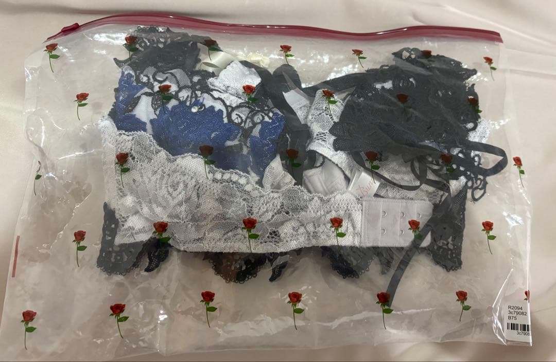 【希少レア大人気】ゴージャスシャインローズチョーカーブラ＆Tバック【B75】青