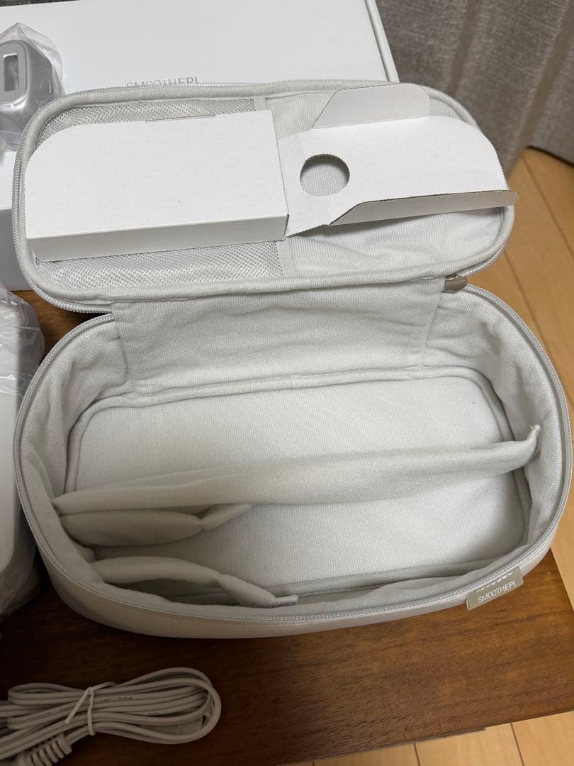 最安値！【美品】パナソニック 光エステスムースエピ脱毛器 ES-WG0A