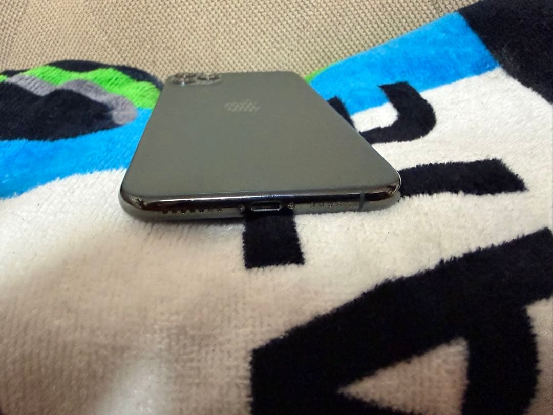 バッテリー最大容量98% iPhone 11 Pro Max 64GB