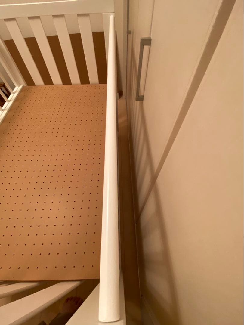 ベビーベッド　ホワイト　木製