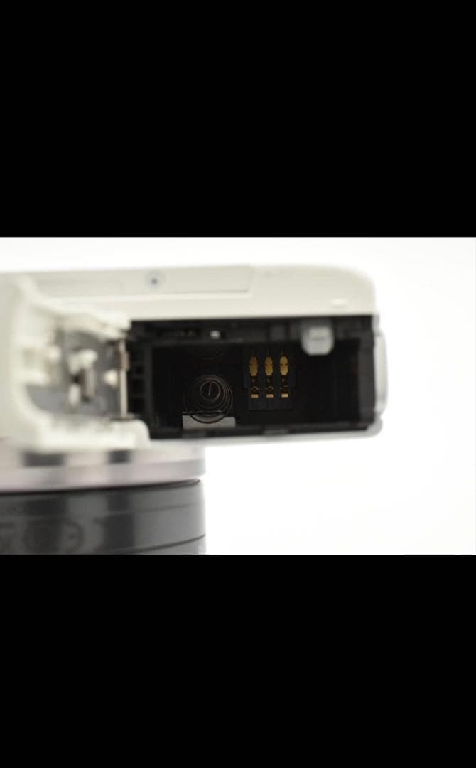 Canon EOS M100 ミラーレス一眼 カメラ　ホワイト