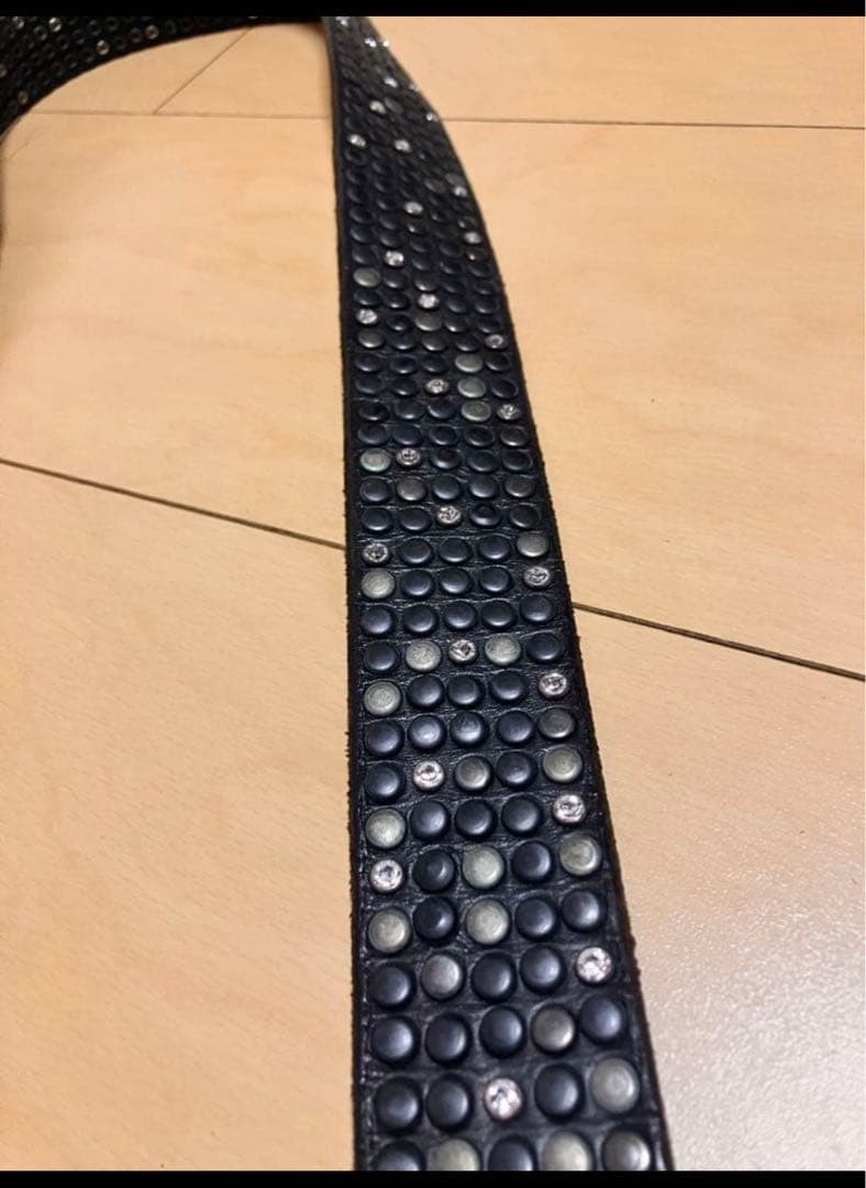 Hollywood Trading Company スタッズ付きレザーベルト 黒