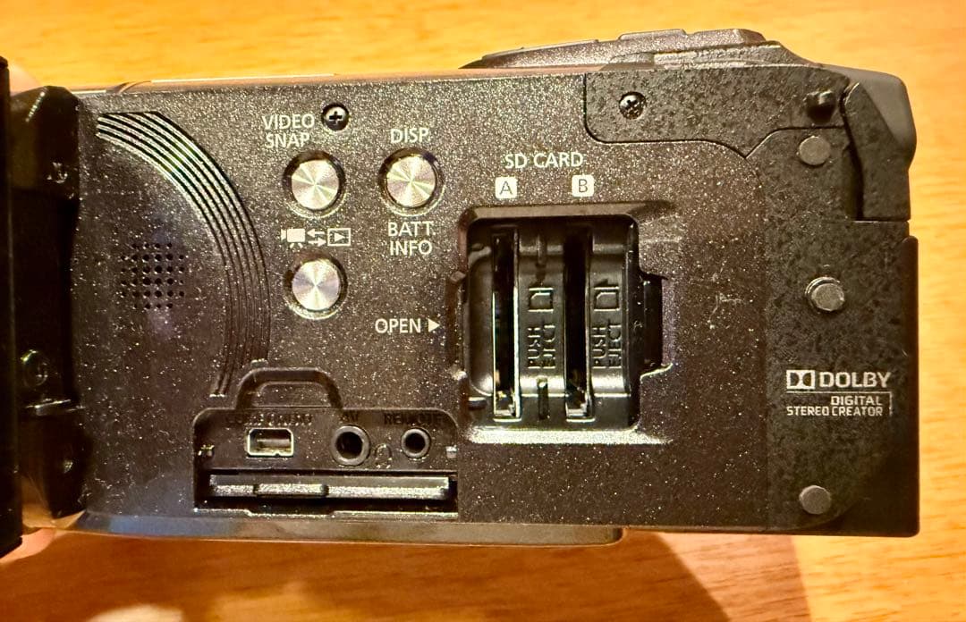 HDビデオカメラCanon iVIS HF S21