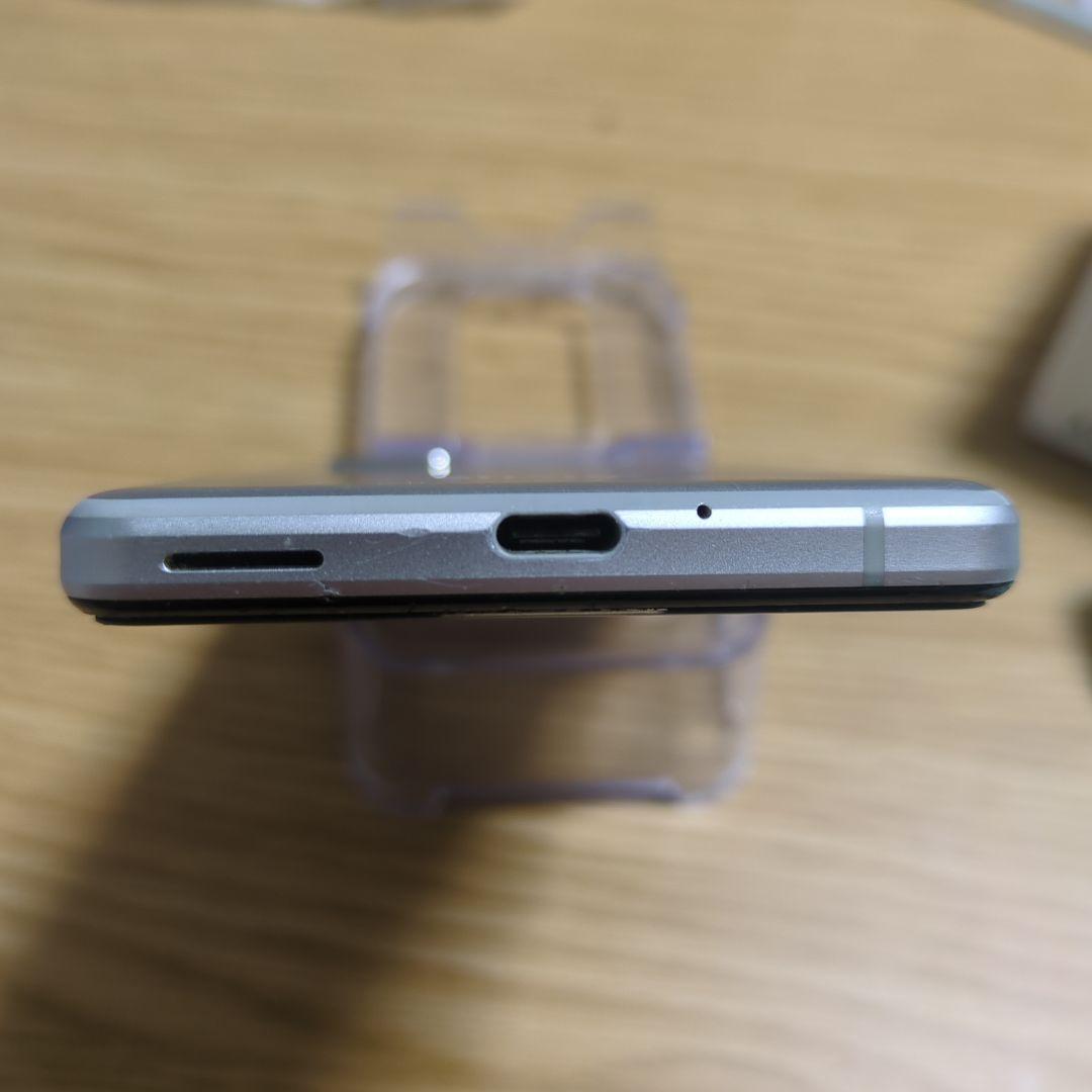 AQUOS sense4 (SH-M15) 付属品完備