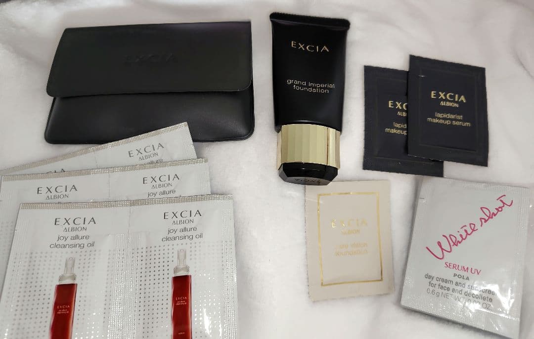 エクシア グランインペリアルファンデーション OC101