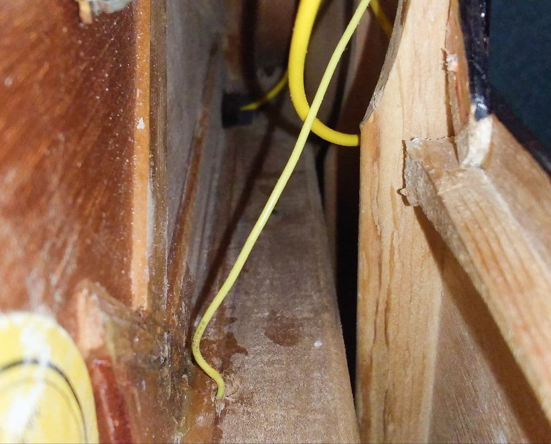 る*様 Stafford ？ セミアコ？シンライン タイプ？