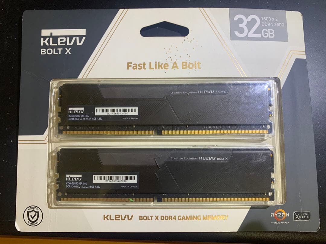 Klevv 32GB(2×16)PC用メモリ
