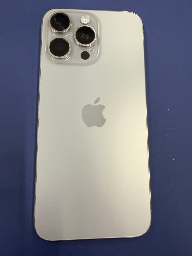 iPhone15pro max 1024㎇ SIMフリー