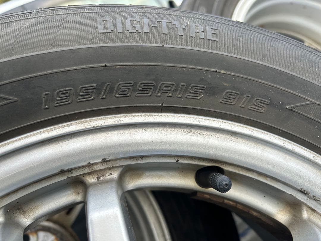 30プリウス　アルミホイール　ホイールキャップ