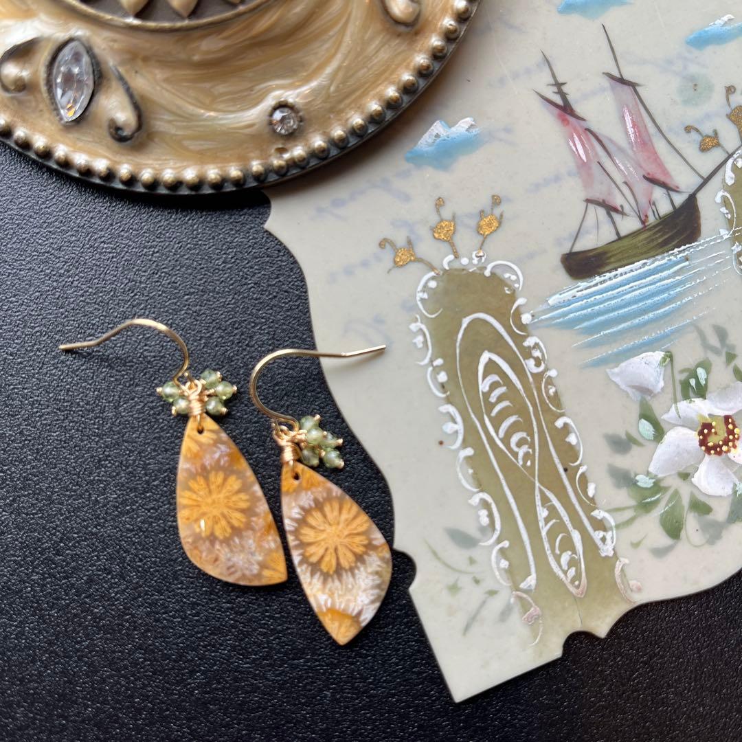 Kaya様✴︎イエローフォッシルコーラルチャーム&フォッシルコーラルネックレス