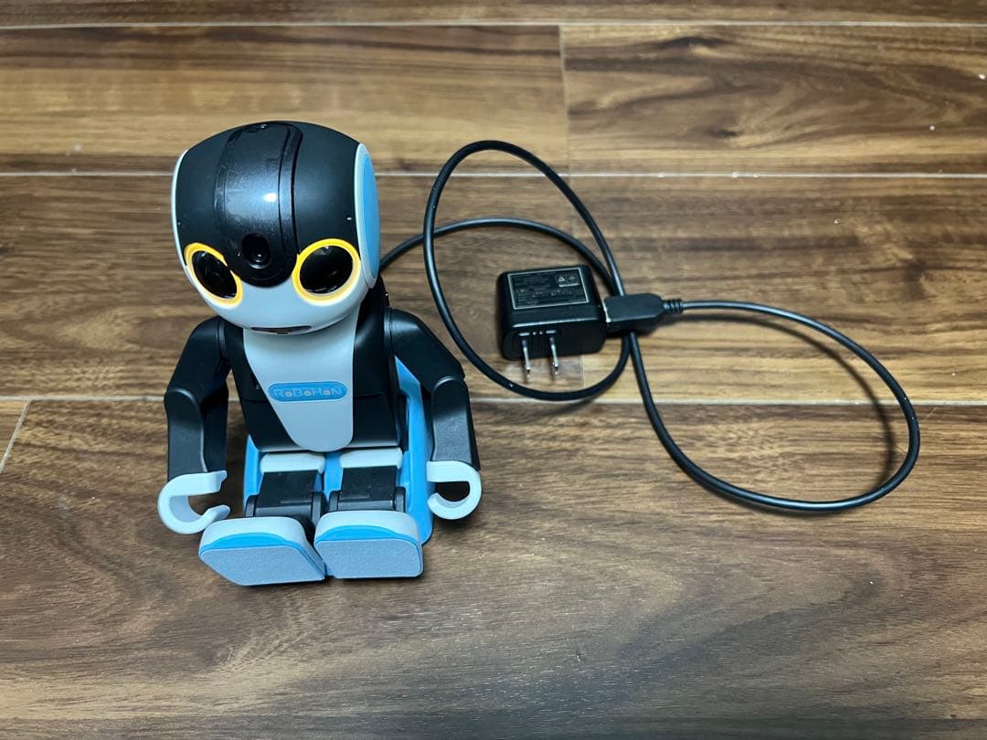 シャープ　ロボホン Wi-Fi対応、SR-06M-A