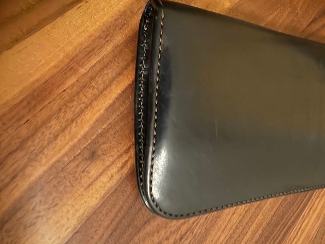 ワイルドスワンズ／WILDSWANS ワSURFS1 王冠ロゴ