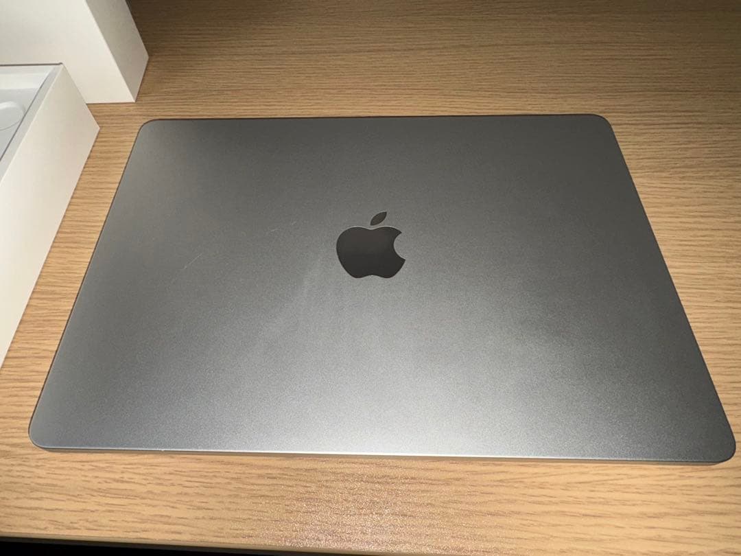 Apple M2 MacBook Airシルバー 本体 箱、備品全部セット