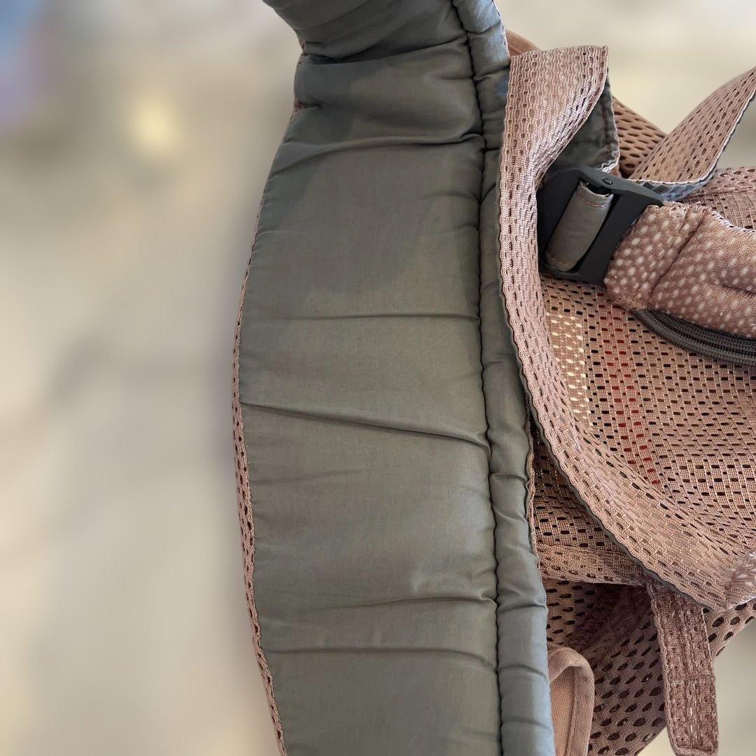 取扱説明書付き・箱付きベビービョルンダスティピンクキャリアおまけ付きスター柄