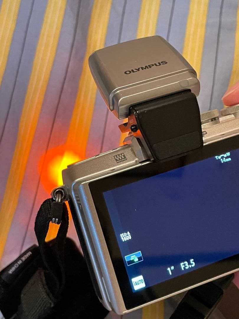 OLYMPUS PEN Lite E-PL7 純正レンズ2種・フラッシュ付