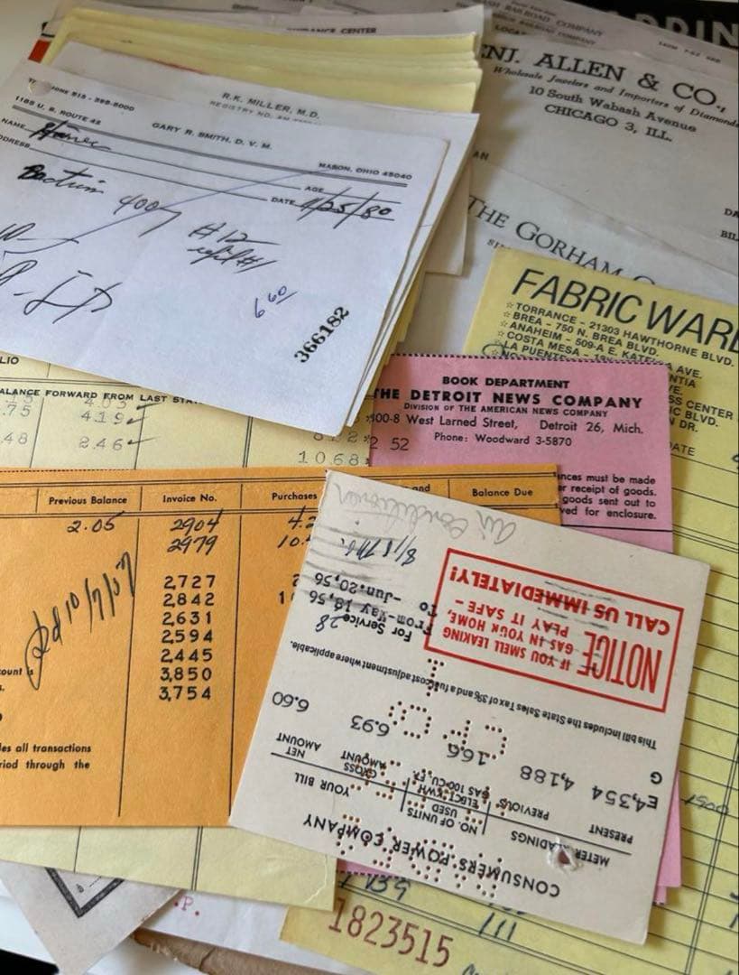 SALE！！★ 紙モノ詰め込みBOX ★ 60サイズ　海外 紙もの ヴィンテージ