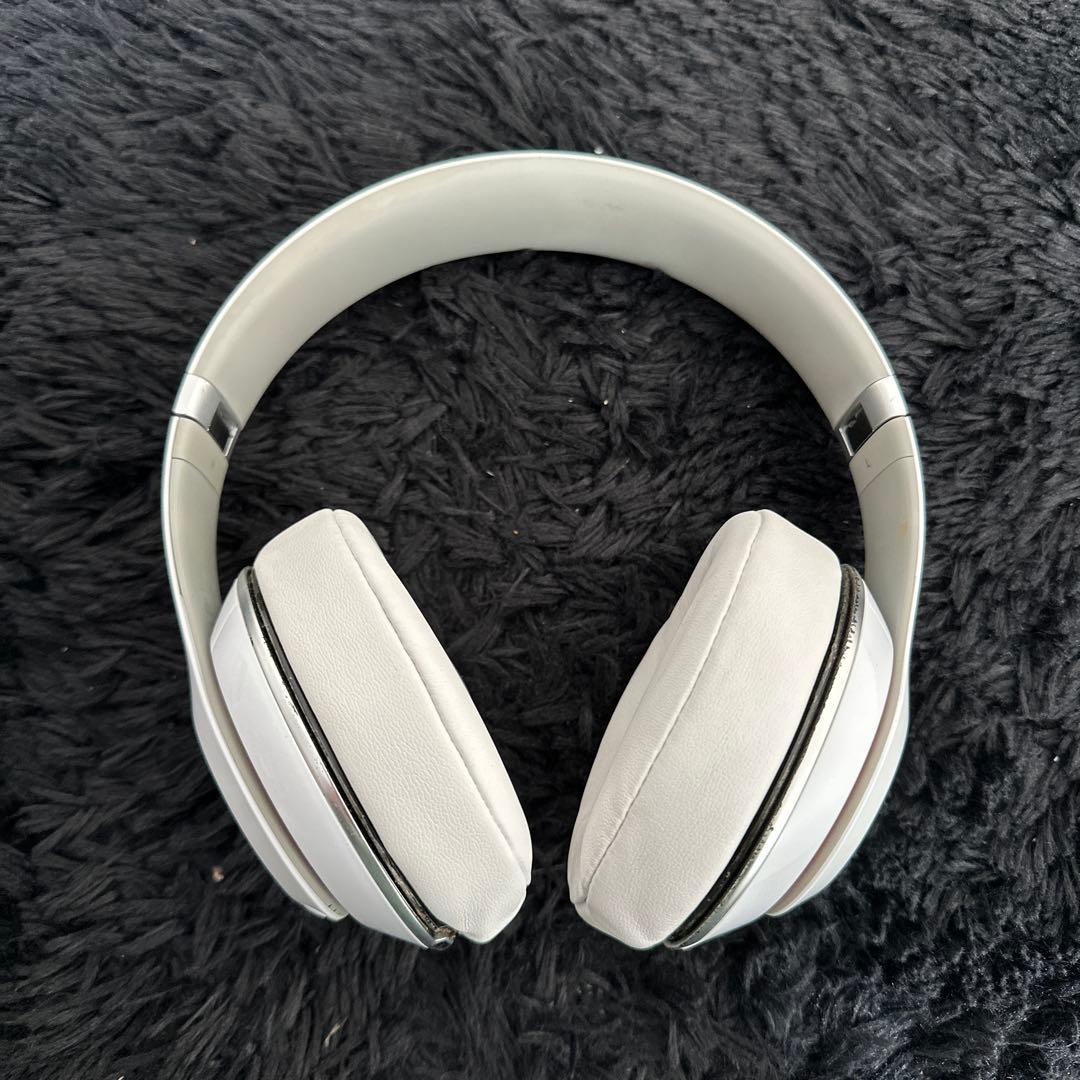 beats studio2 wireless ヘッドホン ホワイト レッド