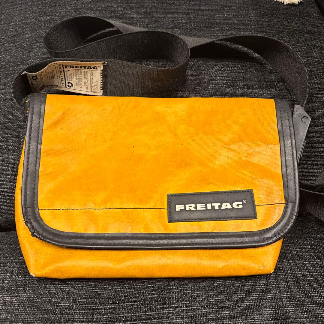 FREITAG フライターグ　イエロー