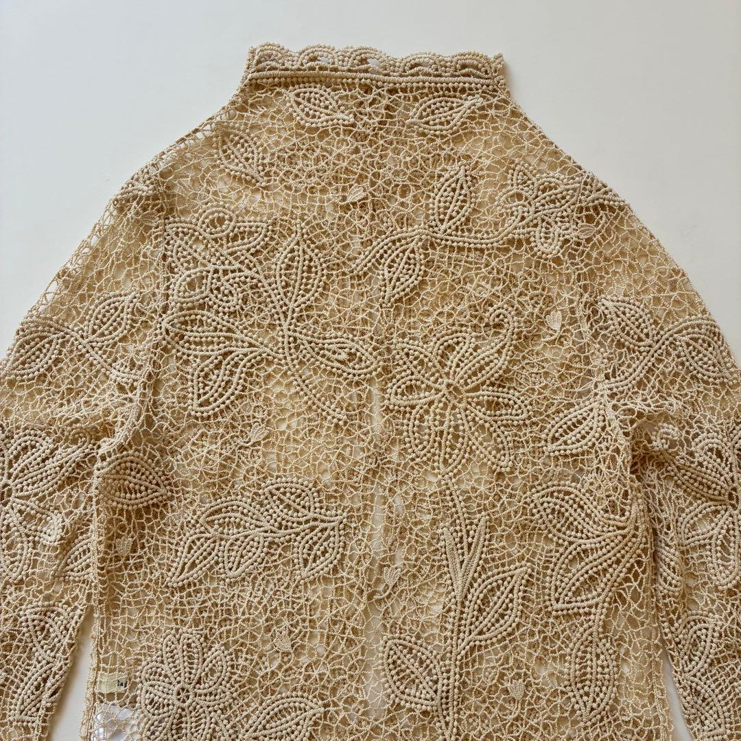 【新品同様✨】eaphi EMBROIDERY LACE BLOUSE