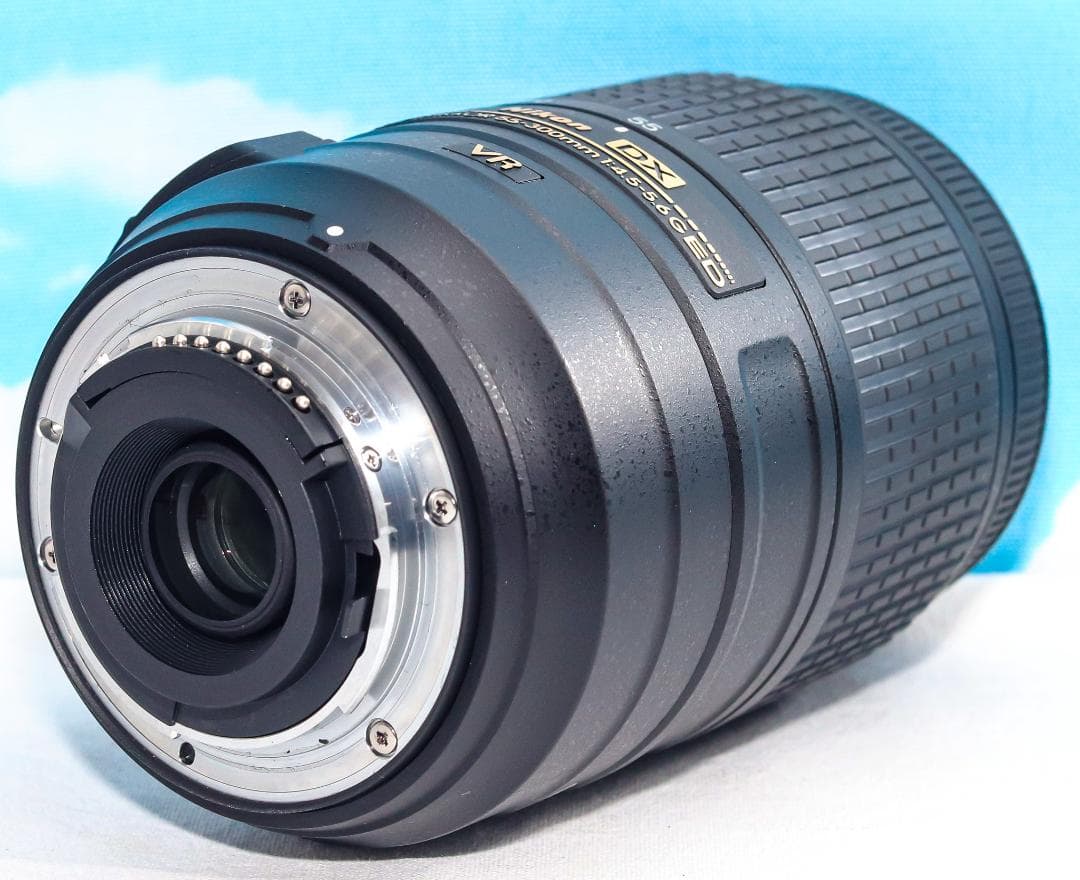 美品⭐️ニコン Nikon 55‐300㎜⭐️超望遠レンズ⭐️手振れ補正付き⭐️