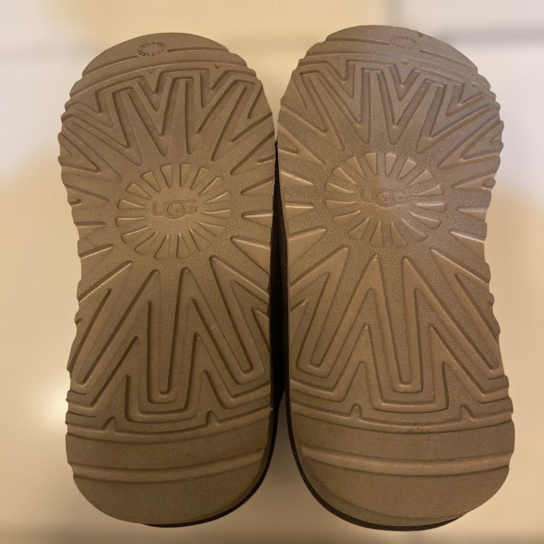 【UGG/アグ】別注 CLASSIC SLIP-ON イエナ　2022