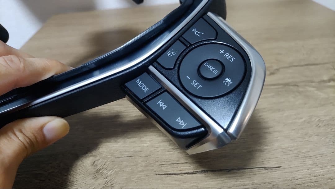 220クラウン ステアリングスイッチ カスタム