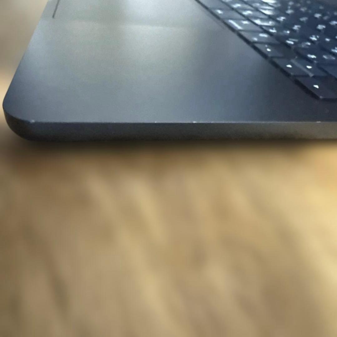 【タカヒロ】 MacBook Air M2 8G 256G