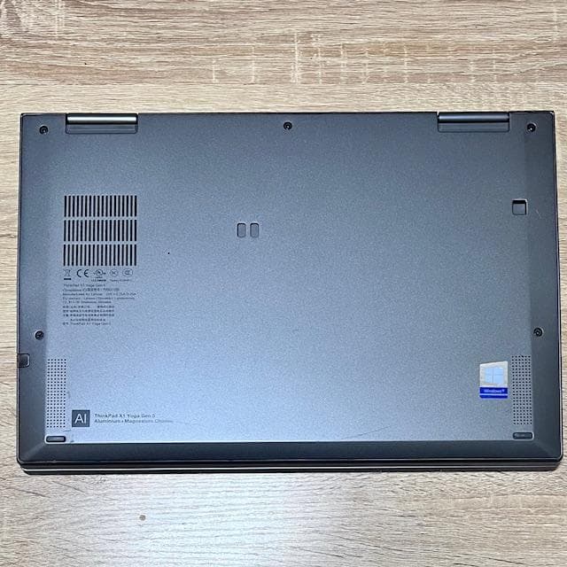 美品《2in1コンバーチブル》Lenovo ThinkPad X1 Yoga